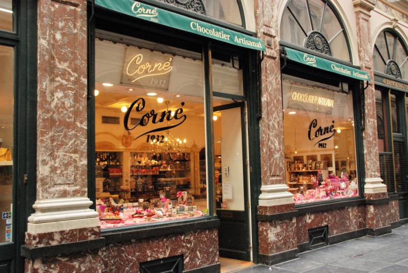 boulangerie-TOURRETTES-min_chocolate_chocolaterie_shop_luxury_chic_gallery_brussels_belgium-558146